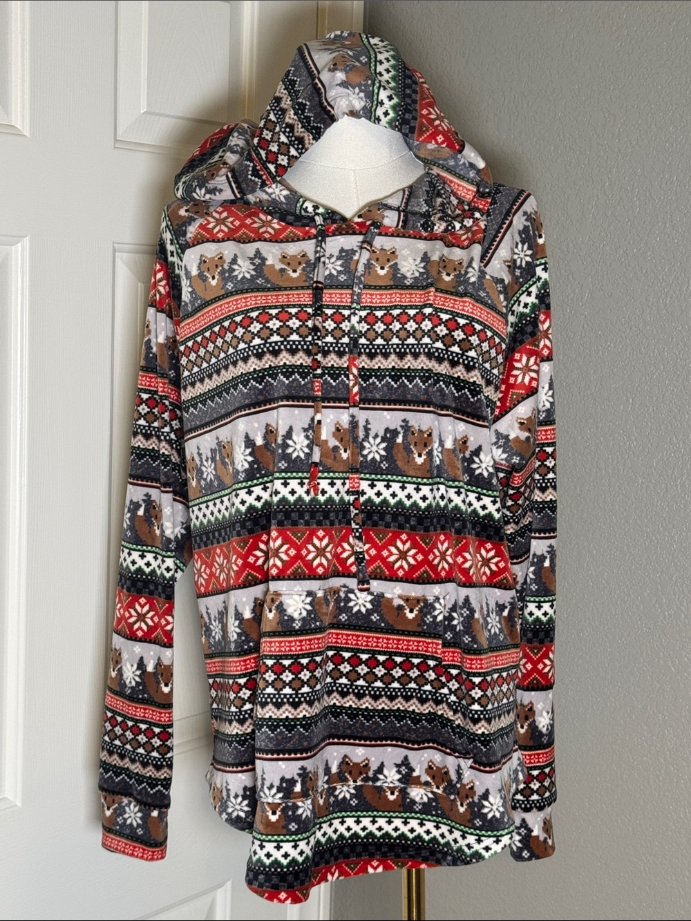 No Boundaries Red Black White and Brown Fox Print Hooded Pullover